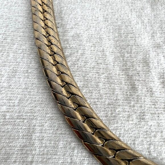 Vintage Y2K Gold Chunky Snake Rope Chain Choker Necklace - Minimal Jewelry - Picture 6 of 7